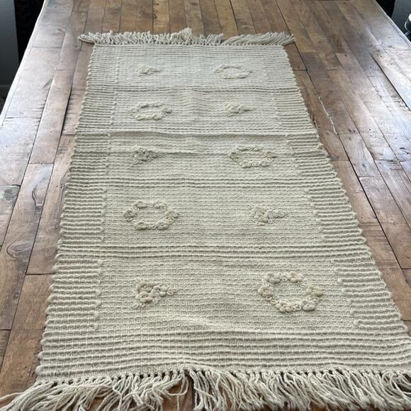 Neutral Natural Hand-Knotted Tufted Wool Rug Natural 24.5 x 29.5" - Picture 1 of 11